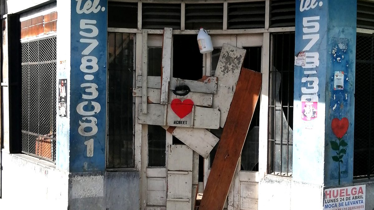 Saint Love – Moca –